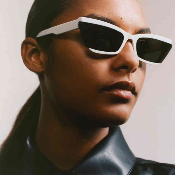 fashion women cool unique cat eye style sunglasses street snap vintage brand design sun glasses oculos de sol 1902, White;black
fashion women cool unique cat eye style sunglasses street snap vintage brand design sun glasses oculos de sol 1902, White;black