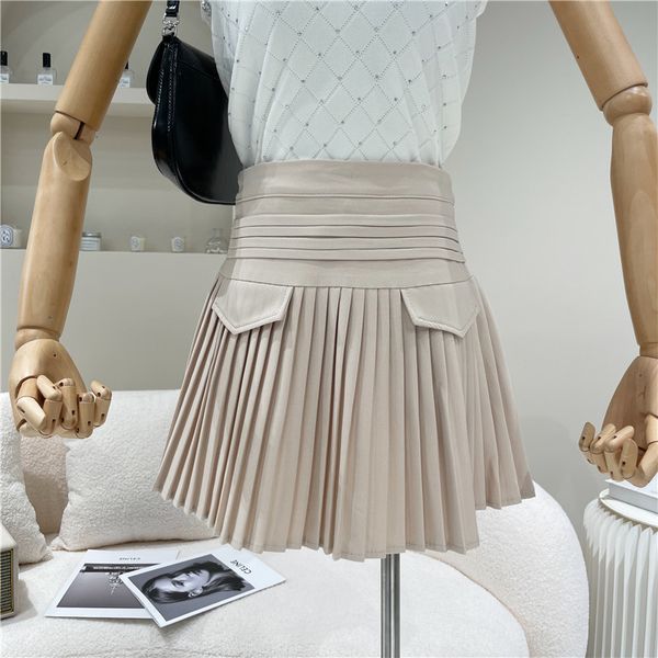 spring summer fashion design of female niche temperament high waist fine plied in skirt form, Black
spring summer fashion design of female niche temperament high waist fine plied in skirt form, Black