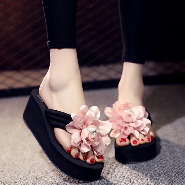 slippers beach shoes female 2021 flip-flops seaside holiday summer fashion outside sandals women slides, Black
slippers beach shoes female 2021 flip-flops seaside holiday summer fashion outside sandals women slides, Black