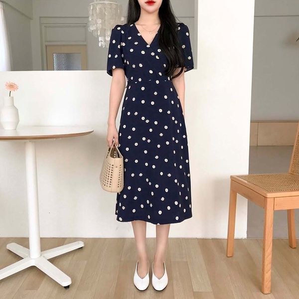dresses summer korean version chiffon 2021 women's v-neck daisy bow print a-line long skirt short sleeve high waist, Black;gray
dresses summer korean version chiffon 2021 women's v-neck daisy bow print a-line long skirt short sleeve high waist, Black;gray