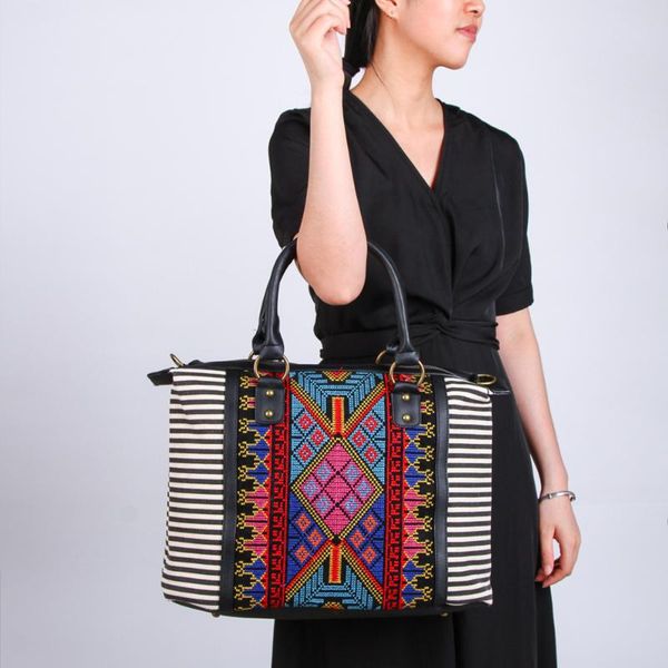 evening bags embroidered knitted canvas bag lady shopping portable travel shoulder messenger big
evening bags embroidered knitted canvas bag lady shopping portable travel shoulder messenger big