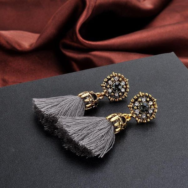 stud vintage style rhinestones crystal tassel earrings fashion jewelry festival birthday valentine's day gift, Golden;silver
stud vintage style rhinestones crystal tassel earrings fashion jewelry festival birthday valentine's day gift, Golden;silver