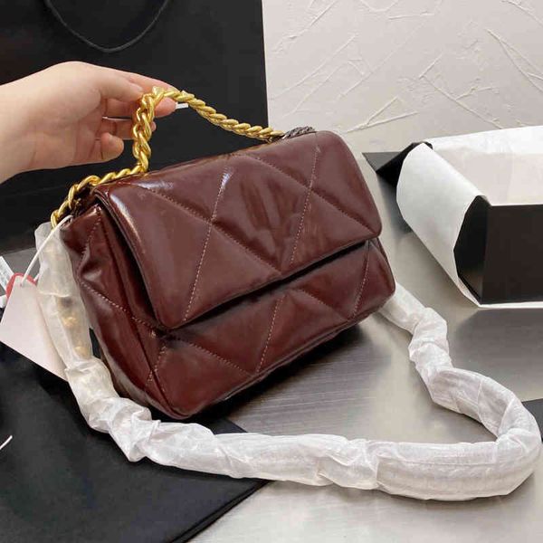 diamond lattice square 19 flap bag paraffin wax cow leather bags messenger luxurys rs quality women knitting chains handbags
diamond lattice square 19 flap bag paraffin wax cow leather bags messenger luxurys rs quality women knitting chains handbags