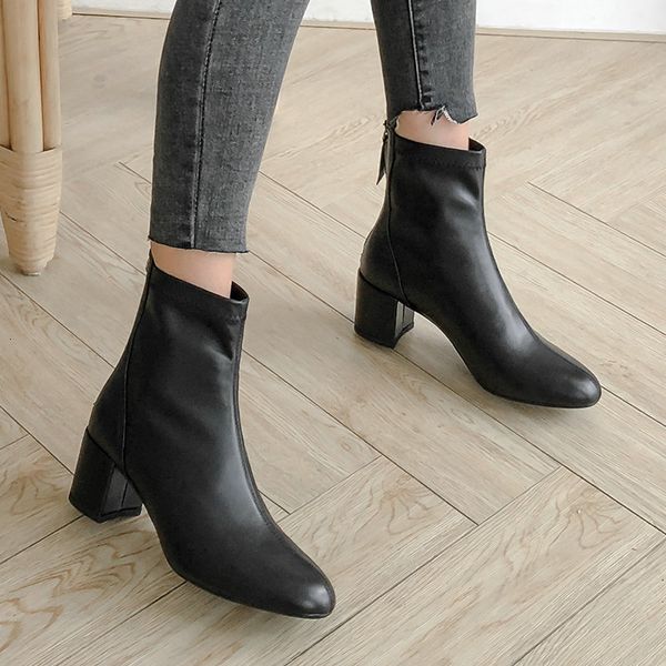 boot the genuine leather boots ankle 2021 spring toe round style weird basic 125 lh6l, Black
boot the genuine leather boots ankle 2021 spring toe round style weird basic 125 lh6l, Black