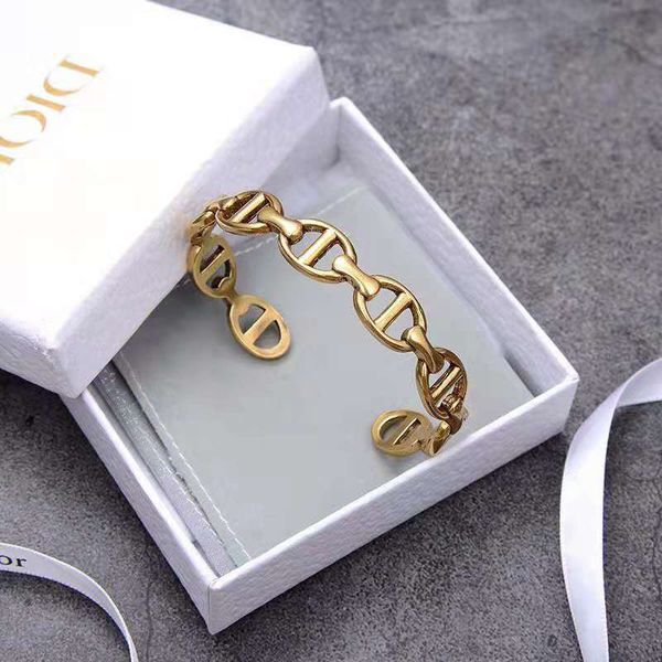 70% off dijia 2021 new fashion bracelet women's net red high version classic ring women wi3y, Black
70% off dijia 2021 new fashion bracelet women's net red high version classic ring women wi3y, Black