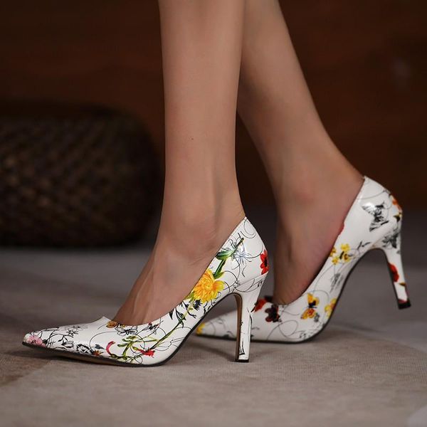 dress shoes 2021 fashion women's high heels color printing stiletto for ladies party pointed pump size 34-43, Black
dress shoes 2021 fashion women's high heels color printing stiletto for ladies party pointed pump size 34-43, Black