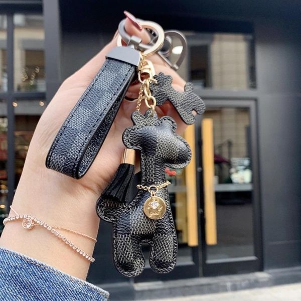 keychains high-end leather trend ladies presbyopic deer series keychain men's key chain ring car bag diypendant couple gift wholesale, Silver
keychains high-end leather trend ladies presbyopic deer series keychain men's key chain ring car bag diypendant couple gift wholesale, Silver