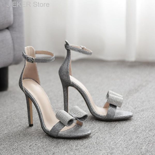 dress shoes 2021 fashion sandals female rhinestone big bow stiletto one word buckle temperament elegant woman high heels, Black
dress shoes 2021 fashion sandals female rhinestone big bow stiletto one word buckle temperament elegant woman high heels, Black