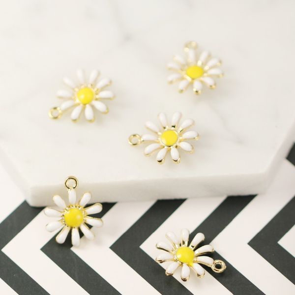 gold-colour chrysanthemum flower charms pendant diy bracelets accessories necklace diy craft, Bronze;silver
gold-colour chrysanthemum flower charms pendant diy bracelets accessories necklace diy craft, Bronze;silver
