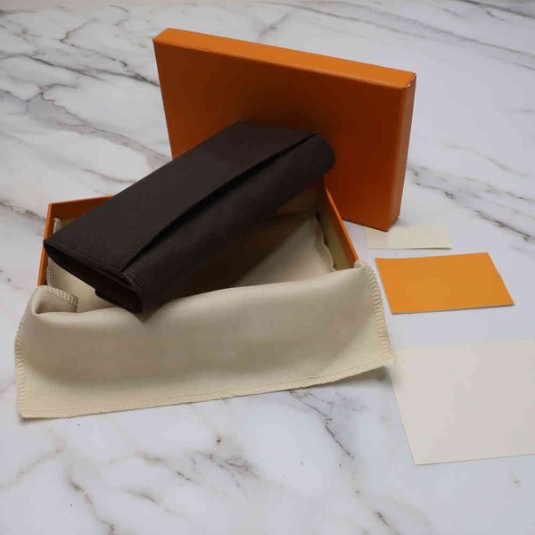 70% off design handbag walletmen's wallets, women's walletsluxury walletgenuine leathercan accommodate mobile phones and id cardsb, Brown;gray
70% off design handbag walletmen's wallets, women's walletsluxury walletgenuine leathercan accommodate mobile phones and id cardsb, Brown;gray