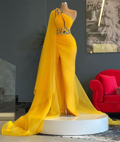 crystals mermaid evening dresses with wrap one shoulder side split bright yellow pageant dressing gowns robe de mariée customize, Black;red
crystals mermaid evening dresses with wrap one shoulder side split bright yellow pageant dressing gowns robe de mariée customize, Black;red