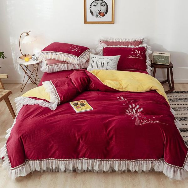 bedding sets luxury winter warm velvet fleece princess girls set white lace embroidery duvet cover bed linen fitted sheet pillowcases
bedding sets luxury winter warm velvet fleece princess girls set white lace embroidery duvet cover bed linen fitted sheet pillowcases