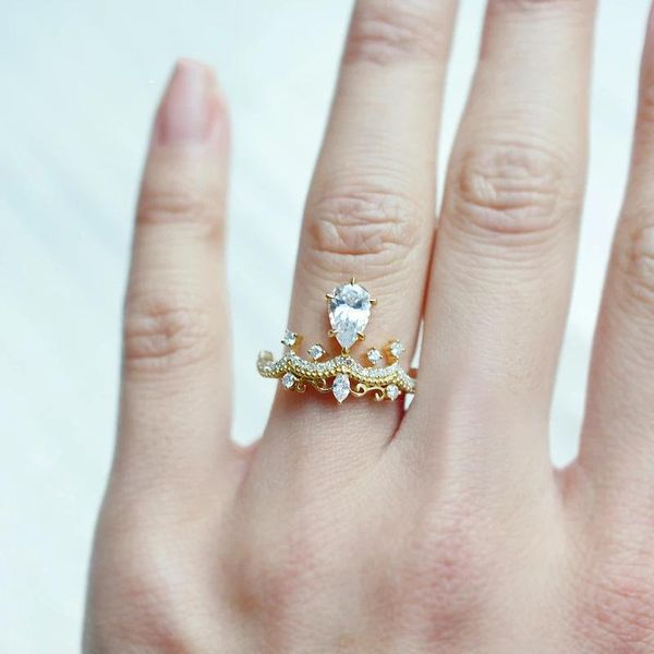 wedding rings double fair crown finger for women waterdrop pear shape cubic zircon 3 color engagement fashion jewelry kbr285, Slivery;golden
wedding rings double fair crown finger for women waterdrop pear shape cubic zircon 3 color engagement fashion jewelry kbr285, Slivery;golden