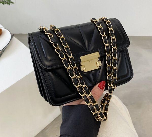 cross body shoulder luxury designer women's fashion metal chain leather handbags soft square crossbody bags
cross body shoulder luxury designer women's fashion metal chain leather handbags soft square crossbody bags