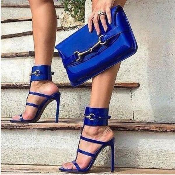 shoes, large fashion, freight leather fabric, gold chain decoration, 11 cm high heel, women's sandals, Black
shoes, large fashion, freight leather fabric, gold chain decoration, 11 cm high heel, women's sandals, Black