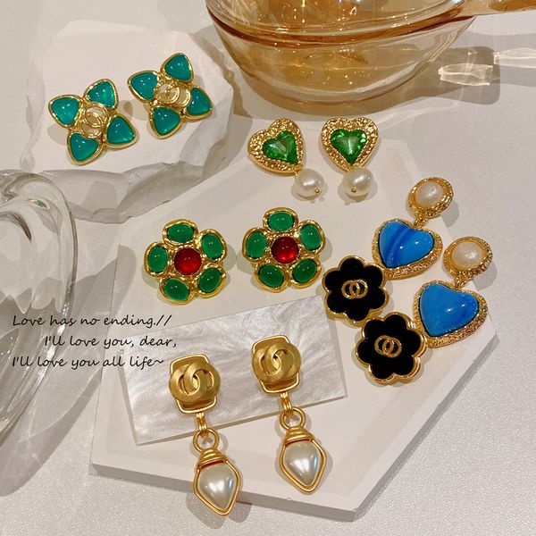 french screw back style medieval glazed high-quality small fragrance earrings elegant temperament copper-plated real gold earring silver nee
french screw back style medieval glazed high-quality small fragrance earrings elegant temperament copper-plated real gold earring silver nee