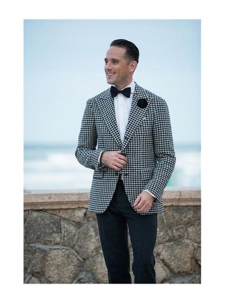elegant brand latest black and white plaid jacket trousers men's suit 2021 custom groom dress wedding 2 piece set suits & blazers, White;black
elegant brand latest black and white plaid jacket trousers men's suit 2021 custom groom dress wedding 2 piece set suits & blazers, White;black
