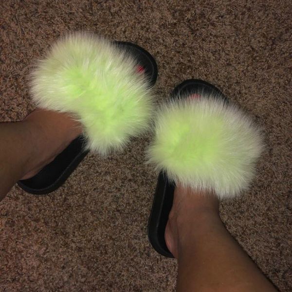 slippers women's furry 2021 ladies cute real fur hair fluffy slides genuine sliders indoor female shoes, Black
slippers women's furry 2021 ladies cute real fur hair fluffy slides genuine sliders indoor female shoes, Black