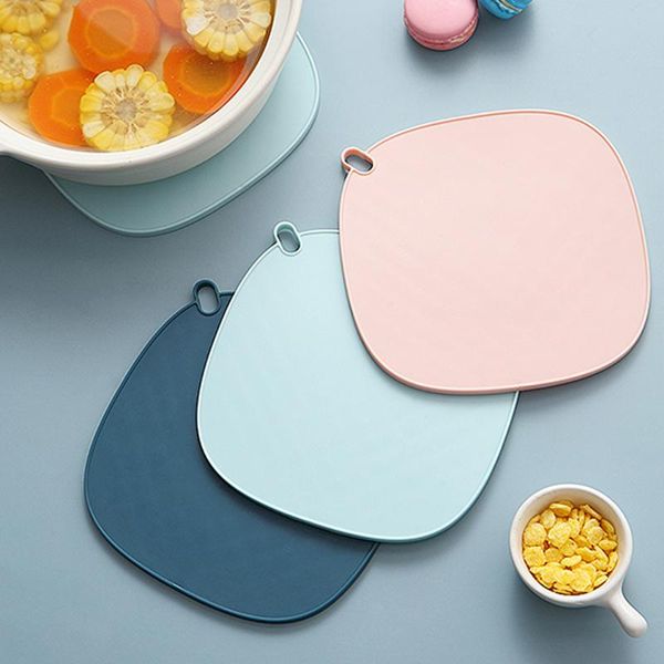 mats & pads 1 piece of solid color creative silicone insulation pad drink holder kitchen bar table decoration
mats & pads 1 piece of solid color creative silicone insulation pad drink holder kitchen bar table decoration