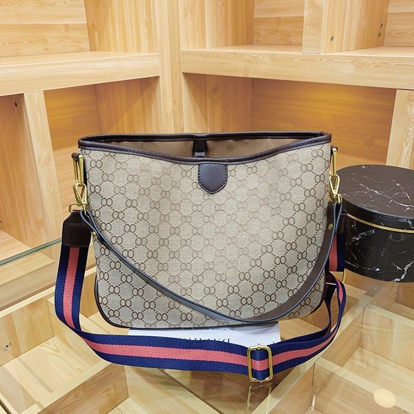 new fashion canvas bag style hand large capacity single shoulder simple leisure tote bag handbags
new fashion canvas bag style hand large capacity single shoulder simple leisure tote bag handbags