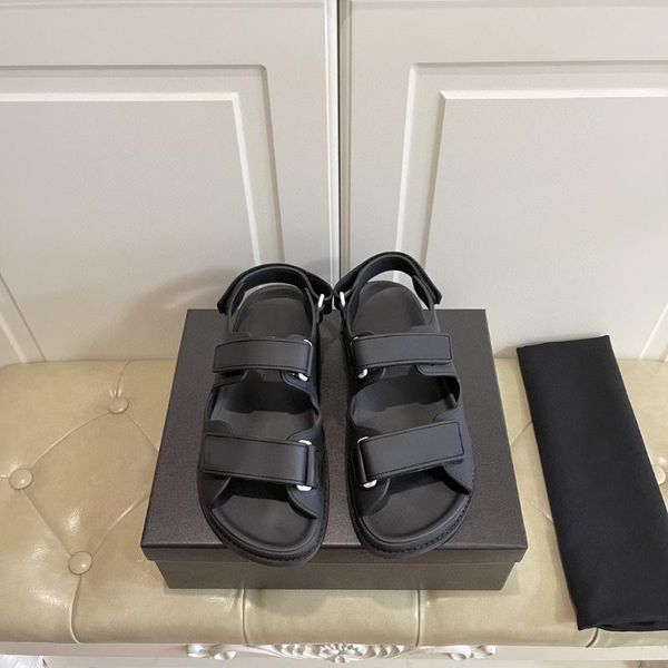 sandals 2021 fashionable women's shoes thick bottom anti-skid travel beach leisure and comfortable, Black
sandals 2021 fashionable women's shoes thick bottom anti-skid travel beach leisure and comfortable, Black