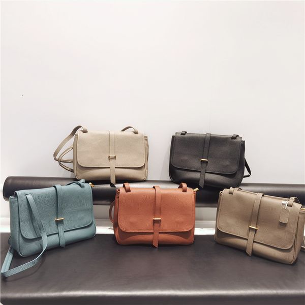 design hand 2021 new soft leather postman's women's slanting across england shoulder bag high capacity tote bag advanced feeling o
design hand 2021 new soft leather postman's women's slanting across england shoulder bag high capacity tote bag advanced feeling o