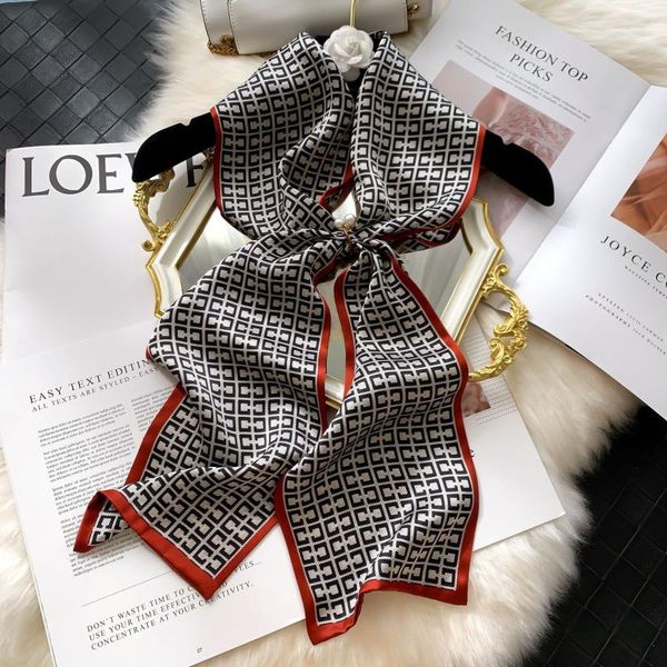 scarves 2021korean ribbon women's letter mulberry silk spring fashion double-layer double-sided strip narrow scarf, Blue;gray
scarves 2021korean ribbon women's letter mulberry silk spring fashion double-layer double-sided strip narrow scarf, Blue;gray