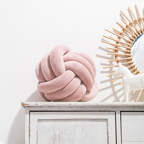 cushion/decorative pillow hand-woven three-strand rope round knot ball cushion flow window
cushion/decorative pillow hand-woven three-strand rope round knot ball cushion flow window