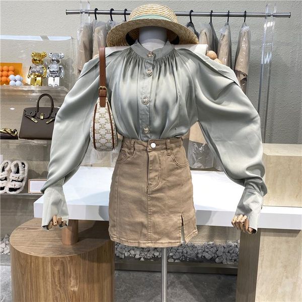 women's blouses & shirts 2021 hanging neck centrifuge off-shoulder single breasted loose shirt of foreign style gentle wind elegant med, White
women's blouses & shirts 2021 hanging neck centrifuge off-shoulder single breasted loose shirt of foreign style gentle wind elegant med, White