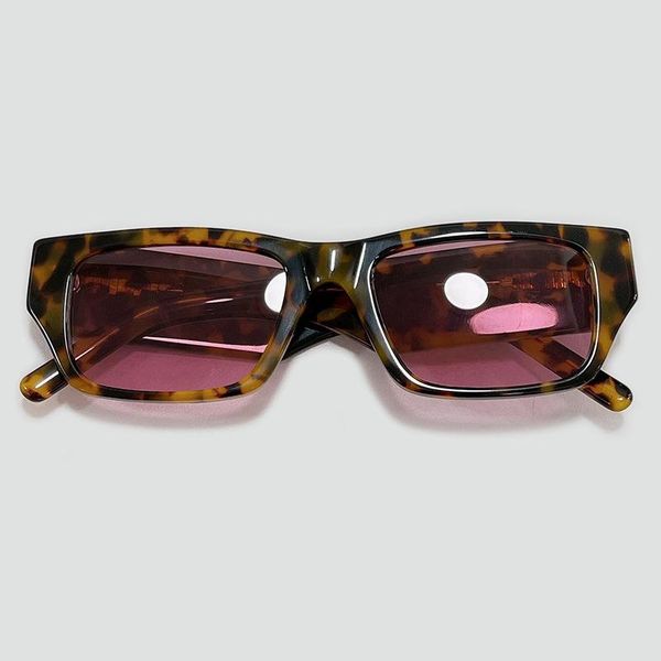 sunglasses 2021 classic rectange women gradient pink sun glasses male goggles shadow uv400, White;black
sunglasses 2021 classic rectange women gradient pink sun glasses male goggles shadow uv400, White;black