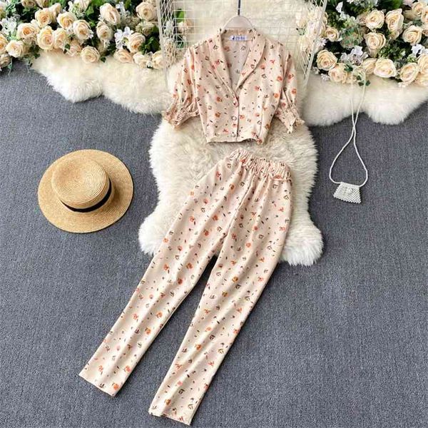 floral two-piece suit ladies lapel short puff sleeve all-match high-waist carrot pants uk649 210506, White
floral two-piece suit ladies lapel short puff sleeve all-match high-waist carrot pants uk649 210506, White