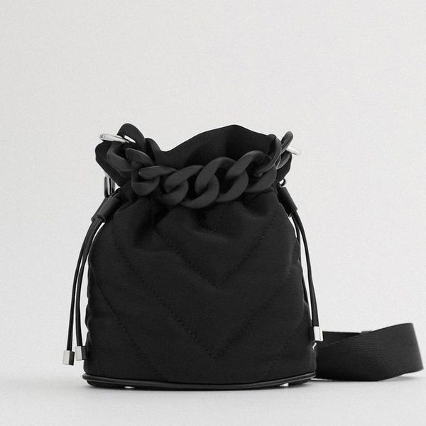 evening bags the zaraing women 2021 beam shoulder bag luxury designer bucket fashionable oxford cloth solid color handbag
evening bags the zaraing women 2021 beam shoulder bag luxury designer bucket fashionable oxford cloth solid color handbag
