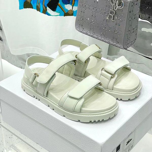 luxury womens leisure slippers sandals chaussures skateboarding black white female designer trainer platform sandals designer sneakers
luxury womens leisure slippers sandals chaussures skateboarding black white female designer trainer platform sandals designer sneakers