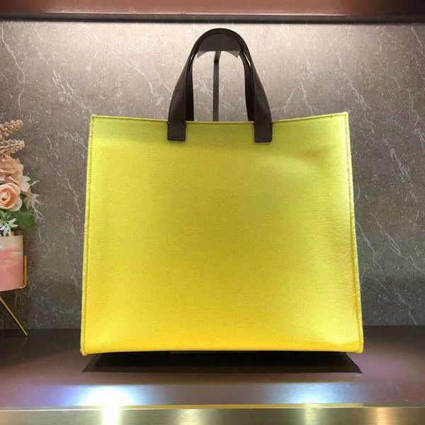 evening bags style canvas hollow embroidery large-capacity fashion ladies one-shoulder handbag
evening bags style canvas hollow embroidery large-capacity fashion ladies one-shoulder handbag