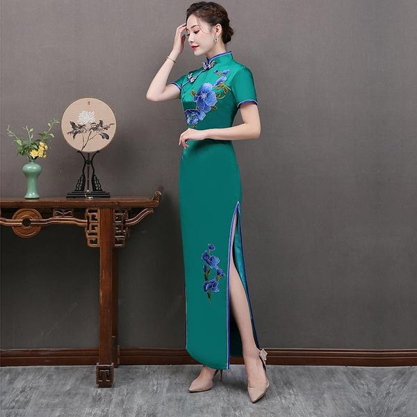 women green elegant vintage button trim cheongsam xs-5xl exquisite appliques classic qipao temperament long chinese banquet gown ethnic clot, Red
women green elegant vintage button trim cheongsam xs-5xl exquisite appliques classic qipao temperament long chinese banquet gown ethnic clot, Red