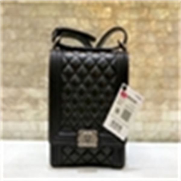 silver buckle sheepskin vertical rhombus retro square buckle lock diagonal bag as0130 women handbags iconic bags handles
silver buckle sheepskin vertical rhombus retro square buckle lock diagonal bag as0130 women handbags iconic bags handles