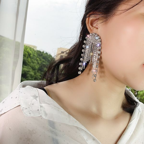 925 silver needle full diamond geometric earrings exaggerated long tassel earrings net red fashion personalized earrings for women
925 silver needle full diamond geometric earrings exaggerated long tassel earrings net red fashion personalized earrings for women