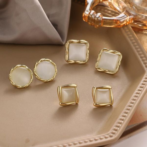 stud fashion white acrylic geometric alloy earring for women korea square round metal earrings jewelry gifts, Golden;silver
stud fashion white acrylic geometric alloy earring for women korea square round metal earrings jewelry gifts, Golden;silver