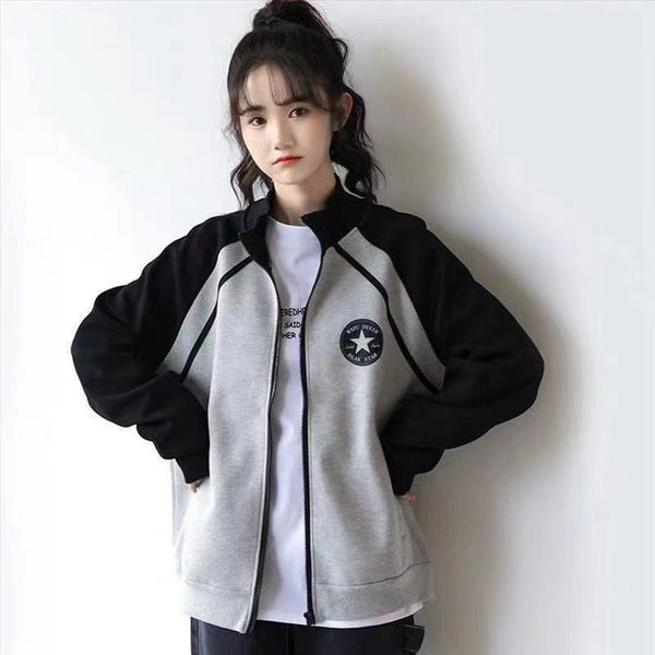 autumn and winter new plush baseball suit men's women's lovers' jacket splicing leisure students' versatile sweater, Blue;black
autumn and winter new plush baseball suit men's women's lovers' jacket splicing leisure students' versatile sweater, Blue;black