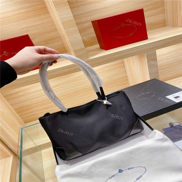 luxurys designers shoulder hand bags femme fashion women canvas shopping tote bag nylon vintage cross-body
luxurys designers shoulder hand bags femme fashion women canvas shopping tote bag nylon vintage cross-body