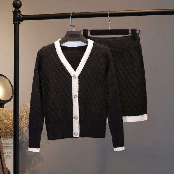 dresses spring autumn knitted 2 piece set women elegant single-breasted v neck sweater cardigan + high waist a line skirt suit, White
dresses spring autumn knitted 2 piece set women elegant single-breasted v neck sweater cardigan + high waist a line skirt suit, White
