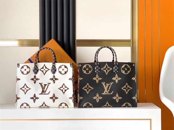 selling quality louis vuitton classic schoolbag hand bag luxury designer large capacity travel leather shopping handbags
selling quality louis vuitton classic schoolbag hand bag luxury designer large capacity travel leather shopping handbags