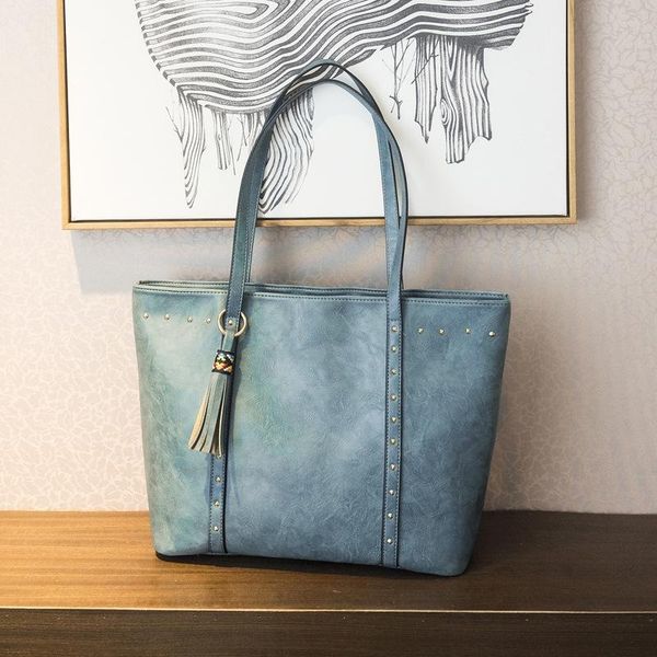 style ladies luxury bags casual handbags women fashion shoulder retro leather shopping
style ladies luxury bags casual handbags women fashion shoulder retro leather shopping