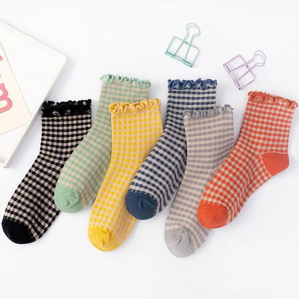 socks & hosiery plaid frilly women short cute striped ruffle cotton sock fashion students casual korean style ankle soxs female, Black;white
socks & hosiery plaid frilly women short cute striped ruffle cotton sock fashion students casual korean style ankle soxs female, Black;white