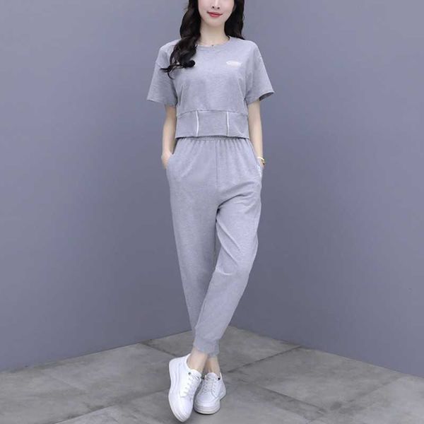summer solid color 2 piece set casual suit short sleeve with leisure pocket shorts sweatpants sets sports suits 210531, White
summer solid color 2 piece set casual suit short sleeve with leisure pocket shorts sweatpants sets sports suits 210531, White