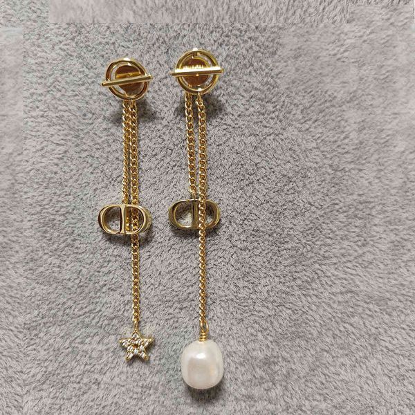 women earrings geometric ancient wedding dress independent packaging design bare personality women's brass earrings net red accessories, Silver
women earrings geometric ancient wedding dress independent packaging design bare personality women's brass earrings net red accessories, Silver