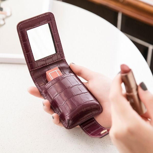 DRZ0 xiangyin leather fashion portable make-up women's creativity storage bags with mirror make-up mouth storage cosmetic cosmetic red bag
DRZ0 xiangyin leather fashion portable make-up women's creativity storage bags with mirror make-up mouth storage cosmetic cosmetic red bag