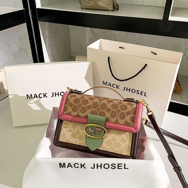 designer luxury bag design hand hong kong women new fashion carriage contrast color small square porta women's leather handbag
designer luxury bag design hand hong kong women new fashion carriage contrast color small square porta women's leather handbag
