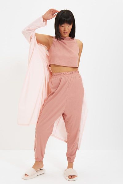 men's sleepwear trendyol camisole knitted pajamas set thmaw22pt0047, Black;brown
men's sleepwear trendyol camisole knitted pajamas set thmaw22pt0047, Black;brown