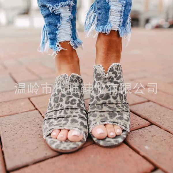 fish mouth women's sandals large thick heel leopard print high, Black 
fish mouth women's sandals large thick heel leopard print high, Black